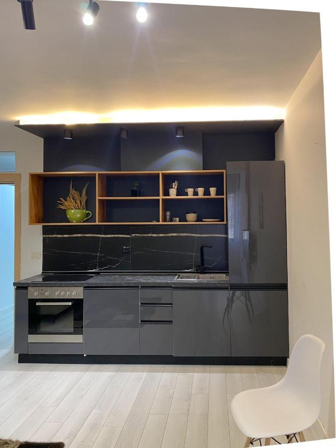 Your Apartment Tirana City Centre Esterno foto
