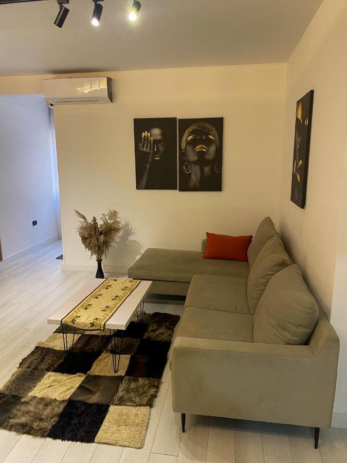 Your Apartment Tirana City Centre Esterno foto